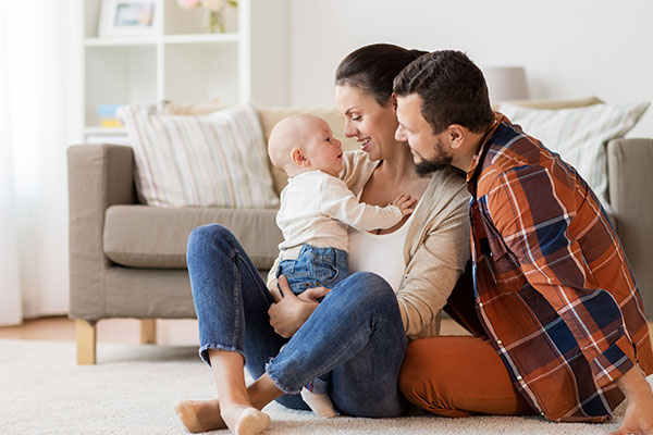 A heterosexual couple interested in IVF | Alice and Mark finally got their dream baby